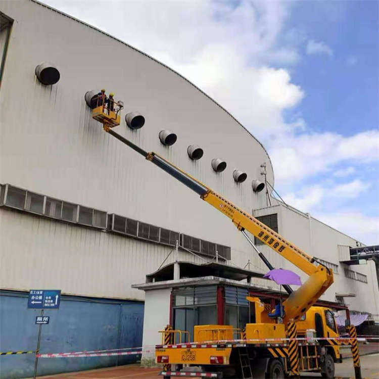 陕州高空作业车出租服务：专业广告牌安装解决方案