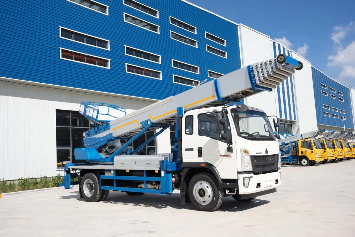 陕州出租云梯车高空作业车 建筑垃圾搬运